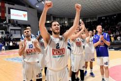 Budućnost pobedila i postavila rekord, Fener preživeo dramu