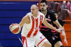 Zvezda neporažena i posle Mege