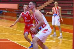 RJLS F8: Zvezda pro&scaron;la dalje
