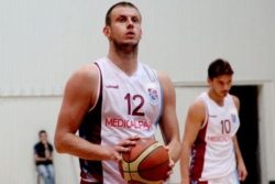 Ko&scaron;arka&scaron;ki spektakl u "Srpskoj Bolonji"