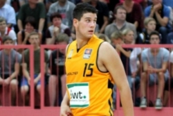 Zablistao Radosavljević