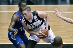 &Scaron;timac i Be&scaron;ikta&scaron; razbili Efes